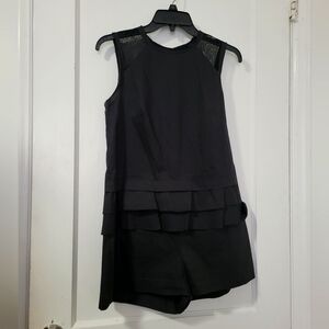 Artelier Nicole Miller Black Sleeveless Romper With Ruffle Detail SZ 2
